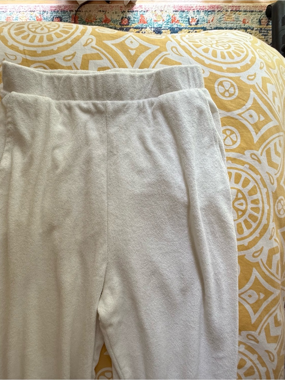 Zara White Woman’s Terry cloth Sweatpants